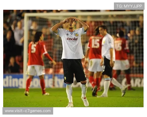 巴恩斯利足球俱乐部历史回顾与未来展望分析 巴恩斯利足球俱乐部历史回顾与未来展望分析