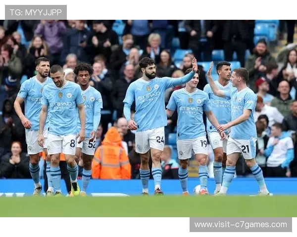 英超争冠格局突变豪门对决引爆周末焦点战曼城利物浦阿森纳三强角力