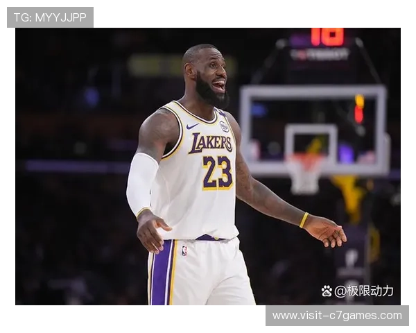 詹姆斯复出砍下三双湖人逆转勇士引爆NBA焦点战全场沸腾再掀高潮 詹姆斯复出砍下三双湖人逆转勇士引爆NBA焦点战全场沸腾再掀高潮