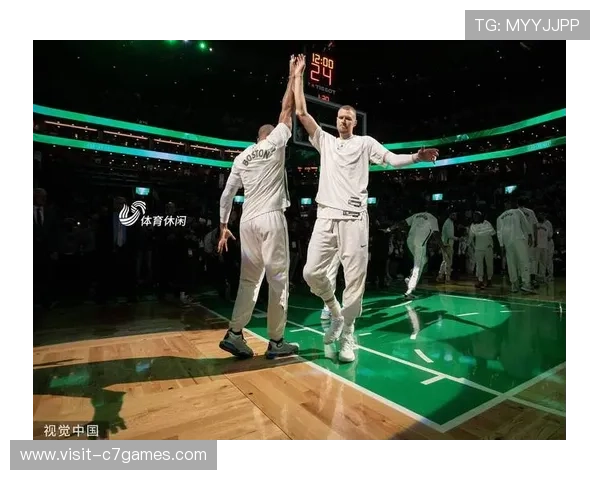 NBA激战持续升级巨星对决引爆季后赛席位争夺悬念再起焦点纷呈看点十足