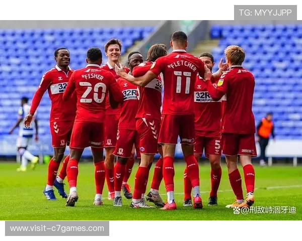 博尔顿俱乐部宣布新赛季阵容调整与签约计划 力求重返英格兰足球冠军联赛