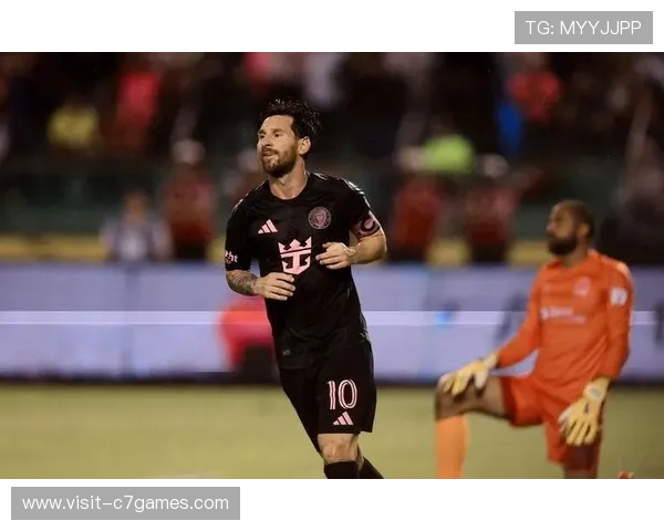 梅西加盟迈阿密国际后首场比赛精彩回顾 震撼全场助队获胜 梅西加盟迈阿密国际后首场比赛精彩回顾 震撼全场助队获胜