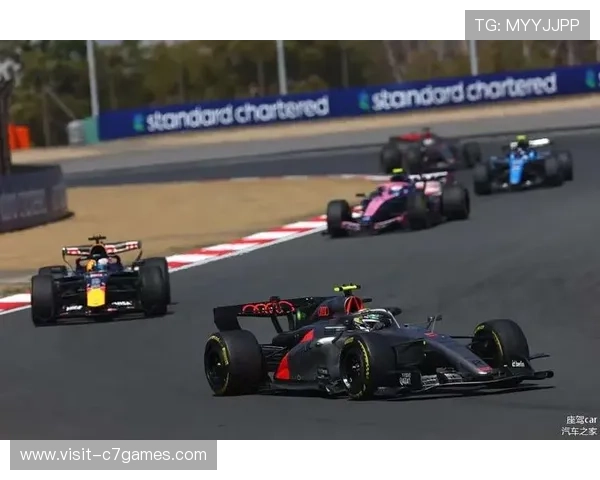 F1新赛季战幕拉开 各大车队为争冠展开激烈角逐